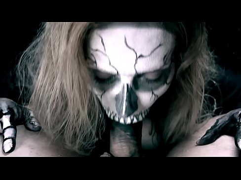 ❤️ Demon ti fi souse kòk chante ak bouch nwa li ak vale kom. ️❌  Sèks nan ht.pi-porno.ru ️❤